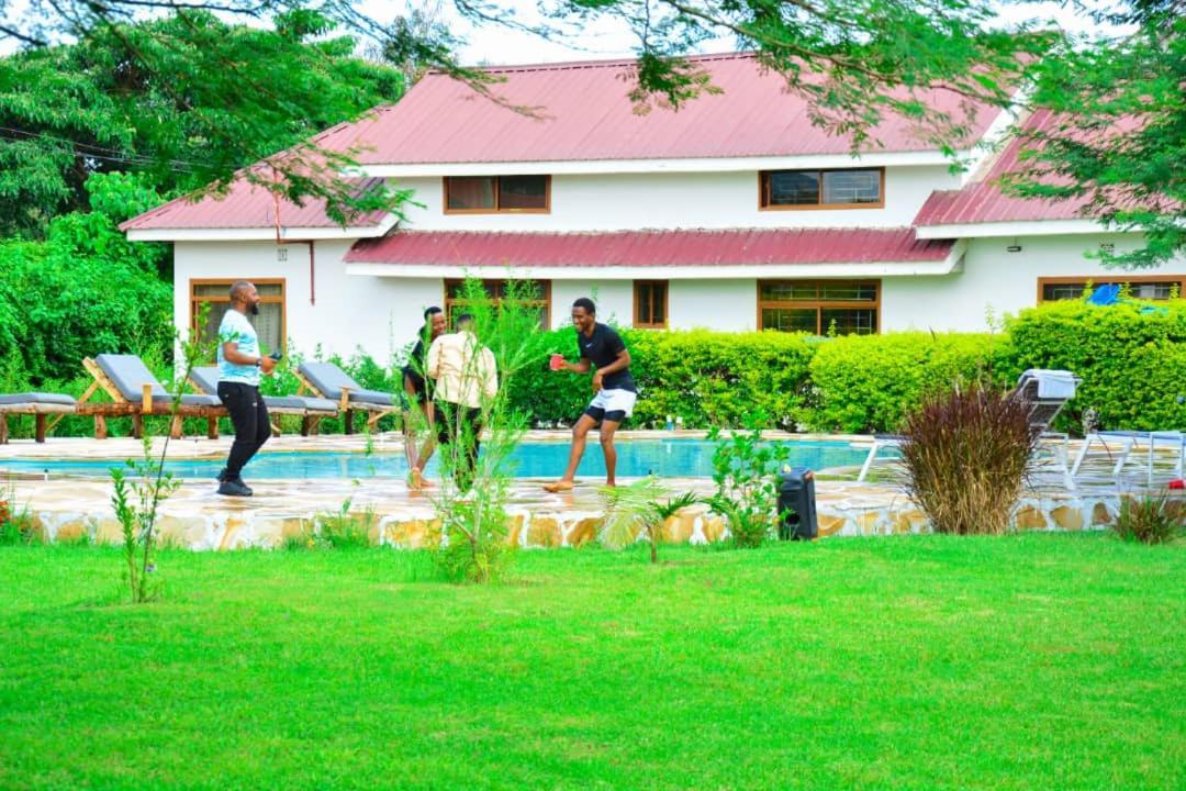 Heart Of Africa Lodge Arusha Ngoại thất bức ảnh